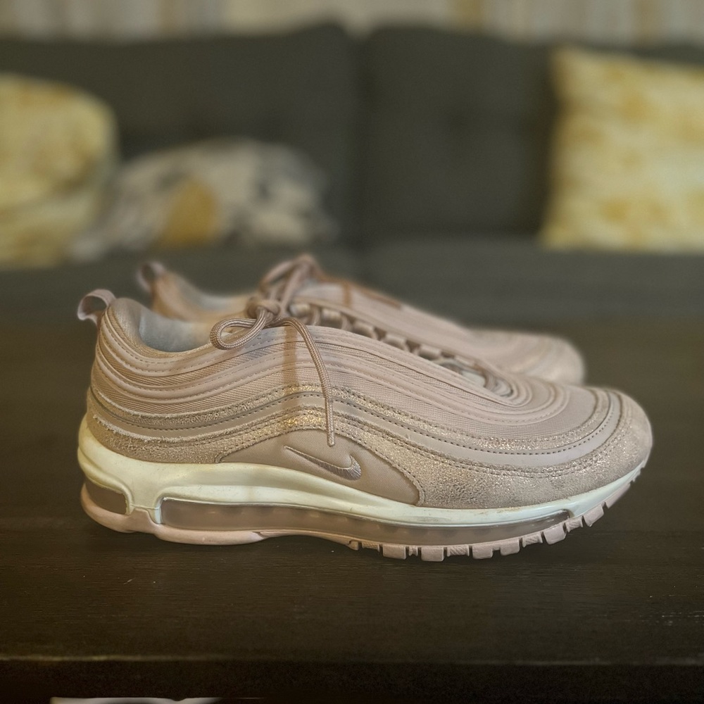 Nike Women’s Air Max